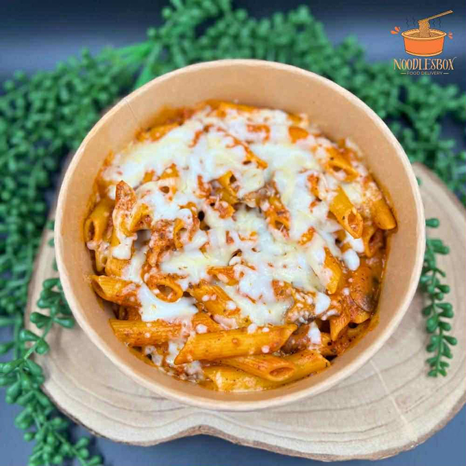 نودلس بوكس ، جلجولية - بإدارة احمد ابو ذيب 